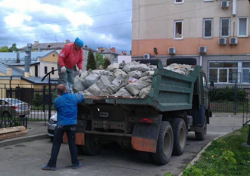 Вывоз мусора из новостройки в Кохме – ПроМусор, контейнеры, уборка и грузчики от 2181 руб