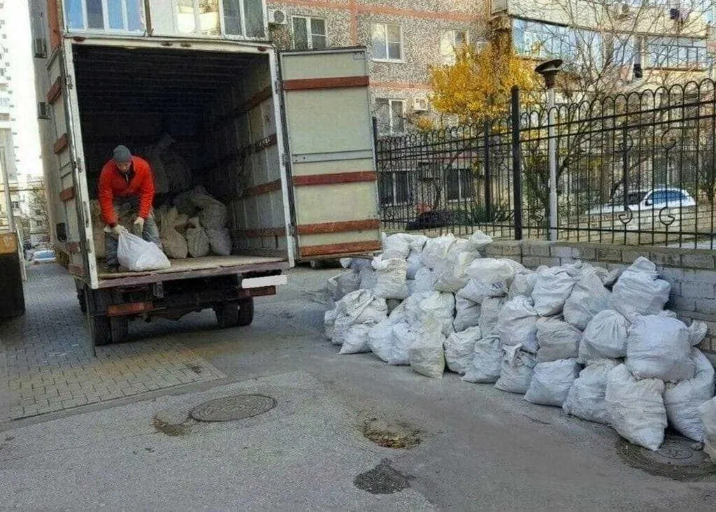 Вывоз мусора после переезда в Кохме в октябре